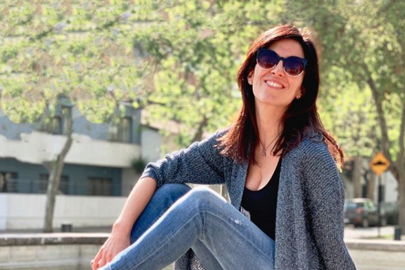 Paz Bascuñán “encantó” a sus seguidores de redes sociales con tres inéditas fotografías de su infancia y juventud