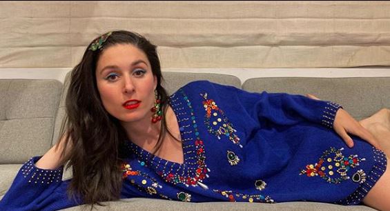 “¡Qué onda lo hermosa!”: Francisca Valenzuela presentó su nueva playlist con elegante destape