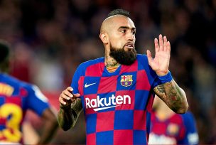 DT del Barca le tira flores a Arturo Vidal: 