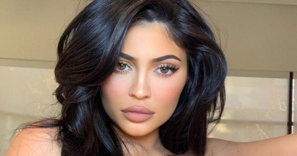 Kylie Jenner se mostró sin una gota de maquillaje tras ser paparazzeada en medio de cuarentena