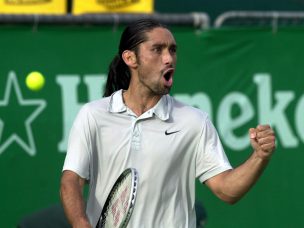 Nuevo título para Chile en el tenis virtual: ahora Marcelo Ríos derrotó a Roger Federer en Miami