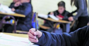 Aprueban proyecto de resolución que busca eliminar de notas del año escolar 2020