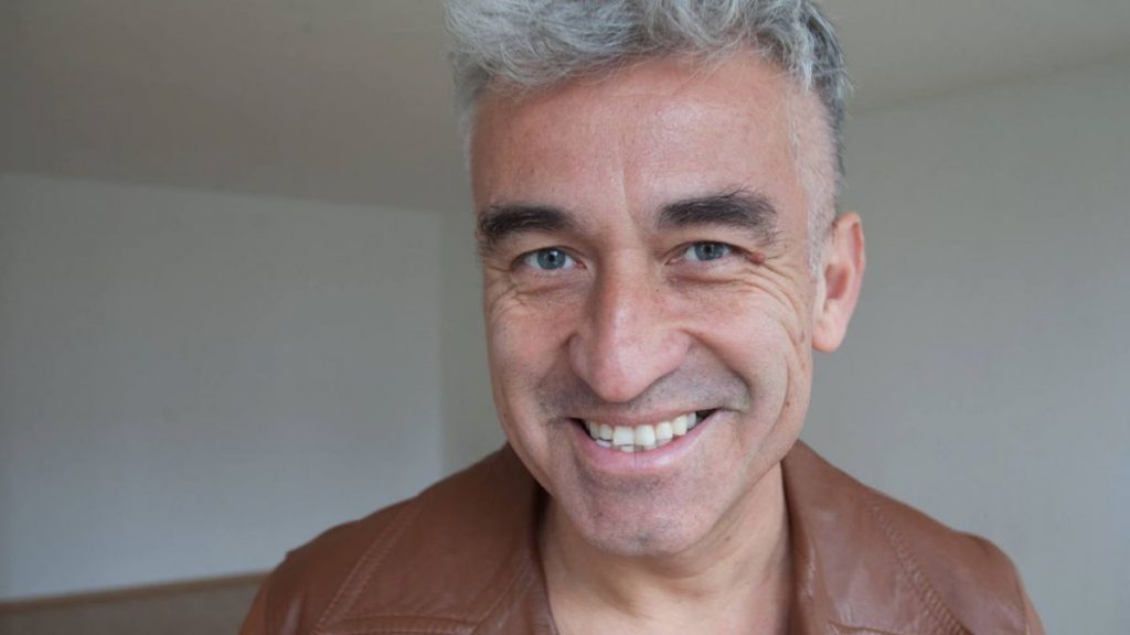 “Te ves feliz”: Jorge González compartió sonriente imagen con cambio de look y sumó más de 2 mil comentarios