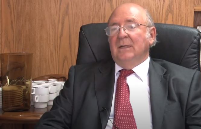 Embajador de Chile en China guarda ventiladores mecánicos donados por la CPC hasta en su casa: “Me siguen llegando todos los días”