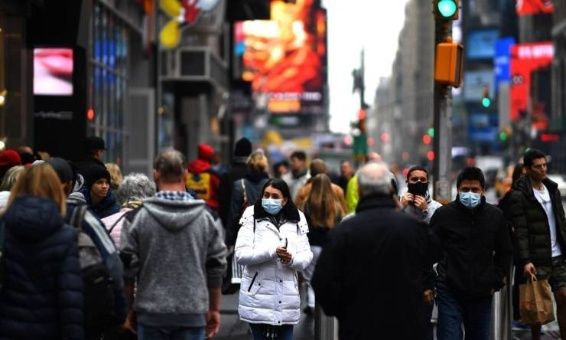 Médico chileno residente en Nueva York, el epicentro del coronavirus: “Es una de las experiencias más duras de mi vida”