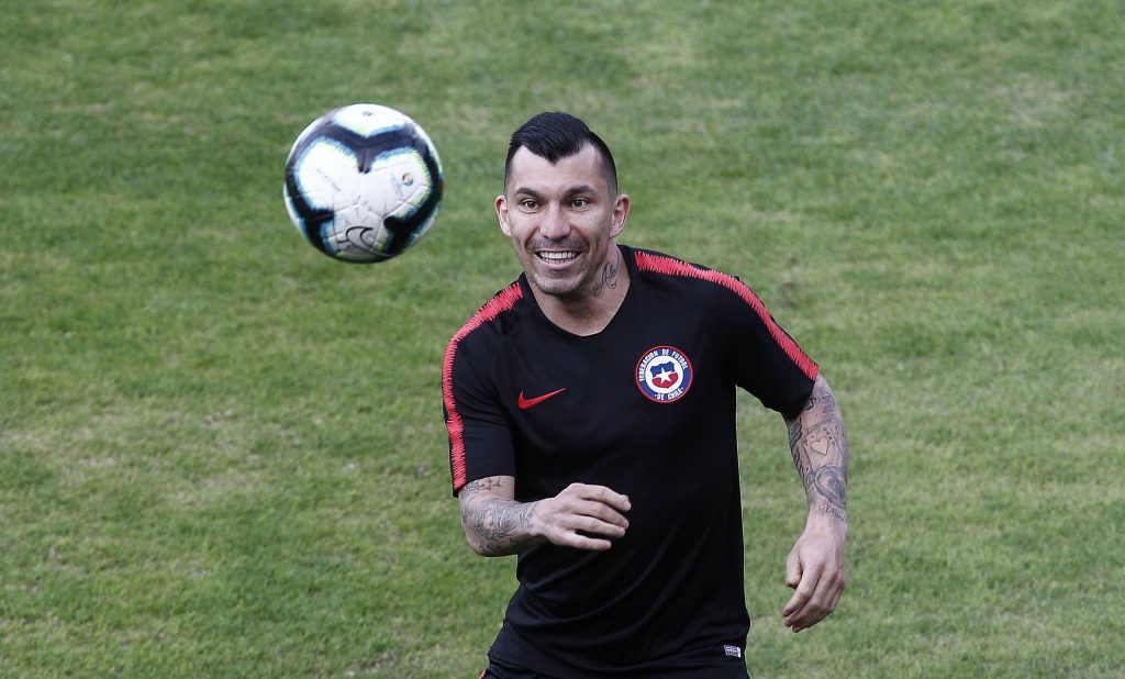 Medio italiano catalogó a Gary Medel como uno de los “gladiadores” del Bologna