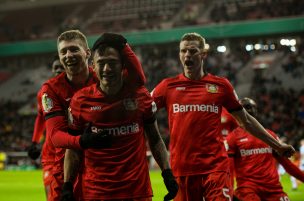 Bayer Leverkusen de Charles Aránguiz apuesta a lo grande en los dos títulos que le restan en la temporada