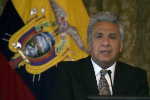 Presidente de Ecuador reduce en 50% su salario y de su gabinete por pandemia