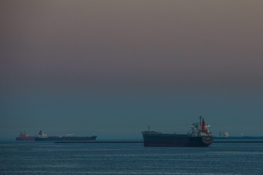 Venezuela dice que frustró “invasión” por mar desde Colombia con 8 “mercenarios” muertos