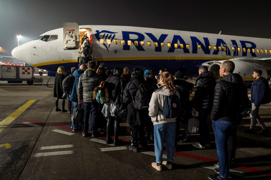 Aerolínea suprimirá 3.000 puestos de trabajo para “sobrevivir” al coronavirus