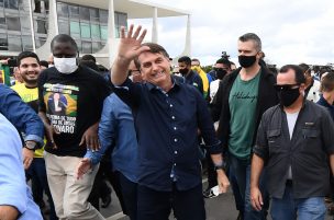 Bolsonaro “evoluciona satisfactoriamente” y podría recibir el alta este domingo