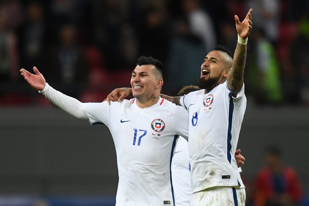 Arturo Vidal y su campaña solidaria junto a Gary Medel: “Cuando la gente se une en Chile salen las mejores cosas”