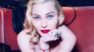 Madonna sorprendió en Instagram con sensual fotografía: enseñó un pezón