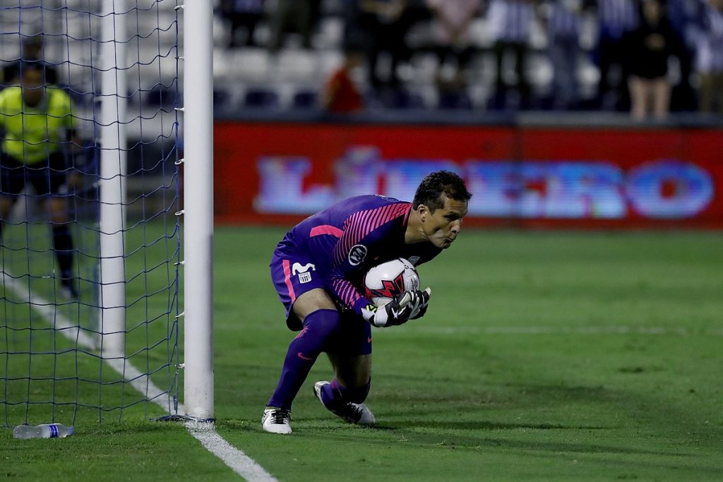 Arquero de Alianza Lima está encantado con Mario Salas: “Es obsesionado con su trabajo”