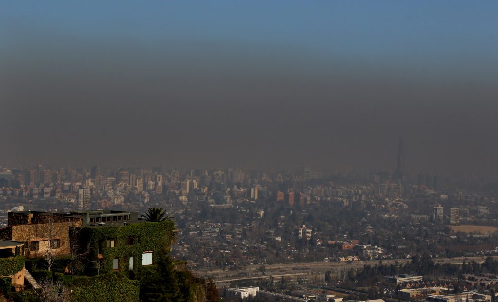 Intendencia decreta Alerta Ambiental para este miércoles en la Región Metropolitana