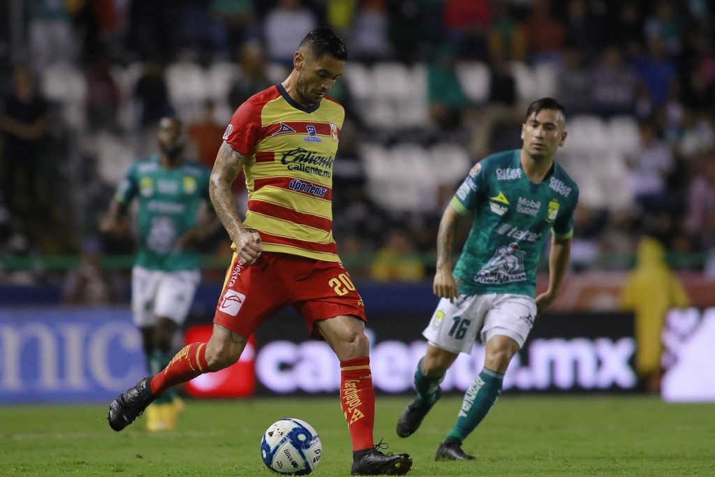 Monarcas de Morelia renegociará contratos de cuatro futbolistas chilenos que están en el club