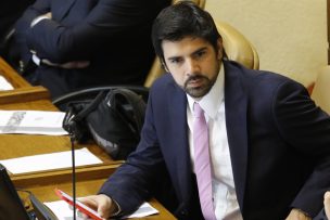 Diputados Carter y Lavín anunciaron que oficiarán a la banca y a las pymes