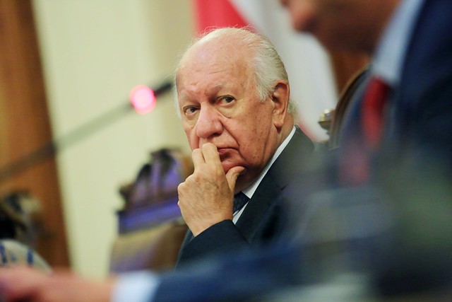 Ricardo Lagos defiende la idea de “hoja en blanco” para nueva Constitución: “Nadie está pensando en hacer locuras”
