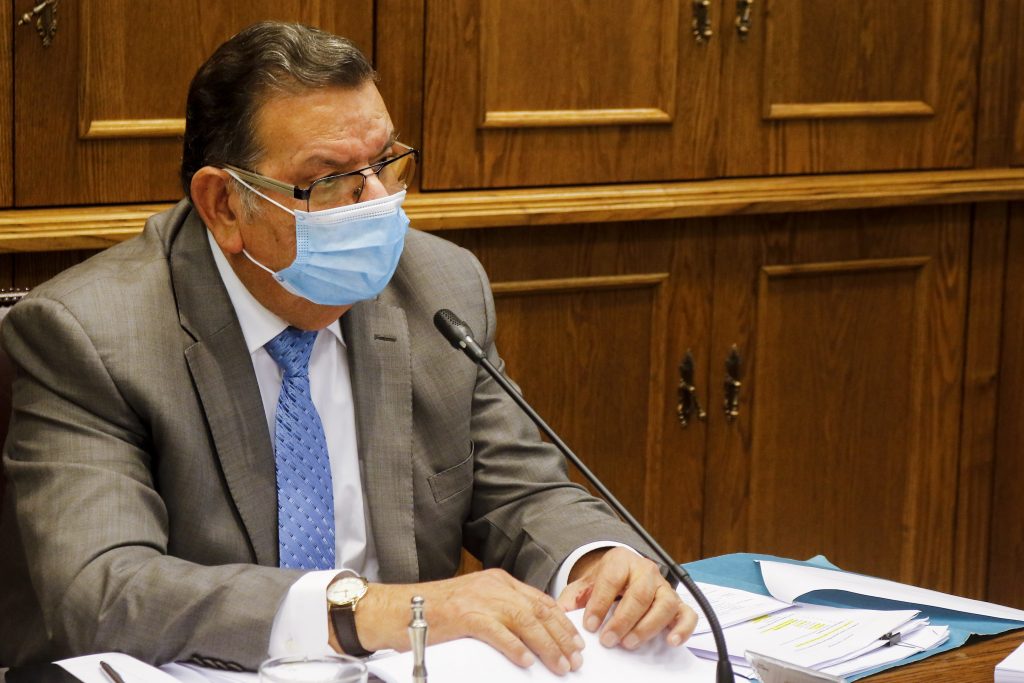 Ex subsecretario Castillo y situación del senador Quinteros: “Me parece mal que teniendo síntomas, tuviese contacto con otras personas”