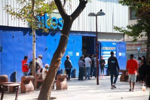 Clausuran tienda Hites que permanecía abierta en el centro de Santiago