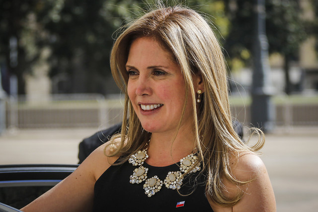 Organizaciones feministas rechazan nombramiento de la nueva ministra de la Mujer: “Exigimos su revocación inmediata”
