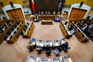 Los 7 senadores que votaron en contra del límite a la reelección con efecto retroactivo