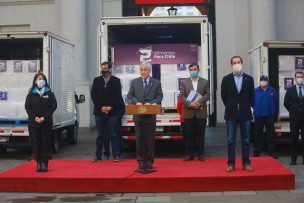 Presidente Piñera da inicio a entrega de caja de alimentos: 