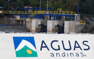 Condenan a Aguas Andinas por corte de agua a 23 comunas de la RM en 2016