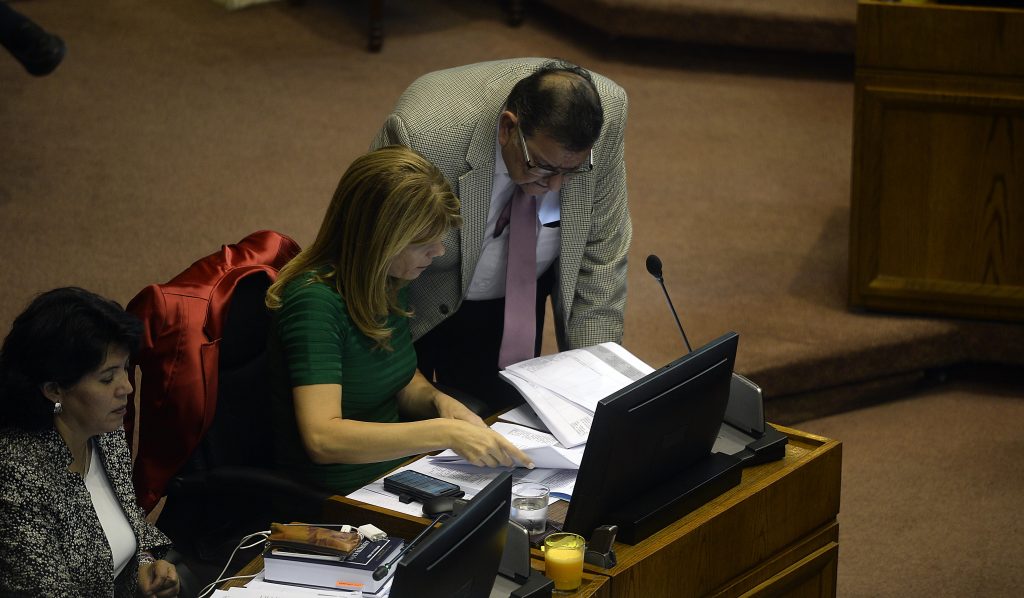 Senadora Ximena Rincón (DC) y su cuarentena: “Estoy durmiendo en el sofá”