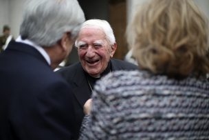 Bernardino Piñera es hospitalizado tras brote de COVID-19 en hogar de ancianos donde reside