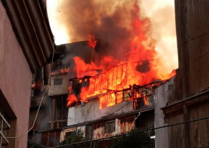 Valparaíso: Se registra incendio en cerro Santo Domingo