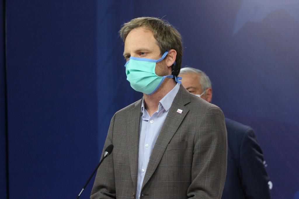 Ministerio de Salud pidió cadena de aplausos para el personal médico desde las 21 horas