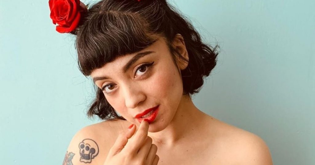 “Así soy en realidad”: Mon Laferte lució su rostro sin maquillaje y fue ovacionada por sus seguidores