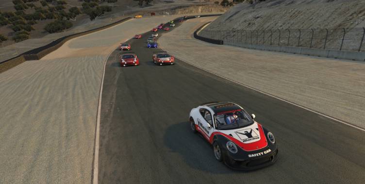 Argentino Lucas Colombo gana y es puntero del SimDrivers GT3 Chile