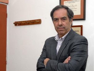 Doctor Miguel O’Ryan, miembro de la Mesa Social Covid -19, abordó los contagios en Chile y mostró su preocupación por las zonas más pobladas