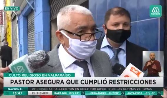 “Cumplimos con todo”: Carabineros fiscalizó culto evangélico en Valparaíso tras denuncia ciudadana