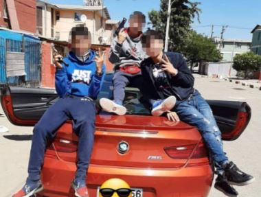 Dos menores de edad detenidos por robos con intimidación y “encerronas” a vehículos en sector norte de la capital