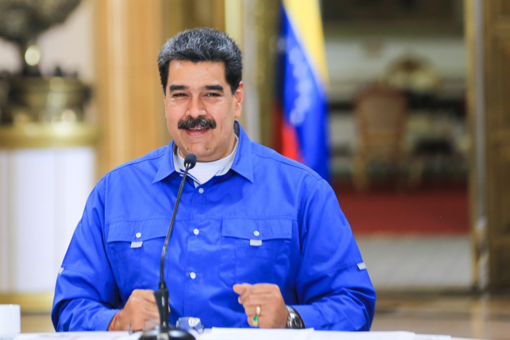 Venezuela denuncia la “grosera injerencia” de Reino Unido por financiar a medios