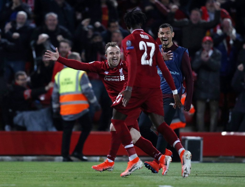 Liverpool vence sin problemas al Crystal Palace y ya se prueba la corona de la Premier League