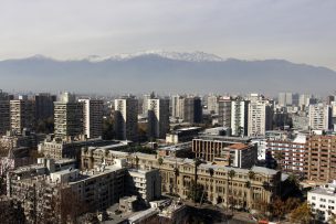 Intendencia decreta Alerta Ambiental para este lunes en Santiago