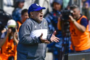 Diego Maradona renovó como entrenador de Gimnasia hasta finales de 2021