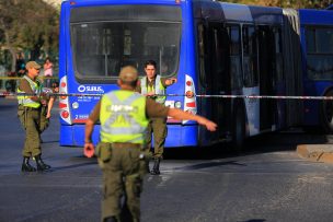 Irresponsable: operador del Transantiago realizó arriesgada maniobra en La Pintana que puso en riesgo a los pasajeros