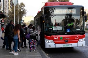 Pasajeros ponen nota 5,5 a recorridos con buses Red