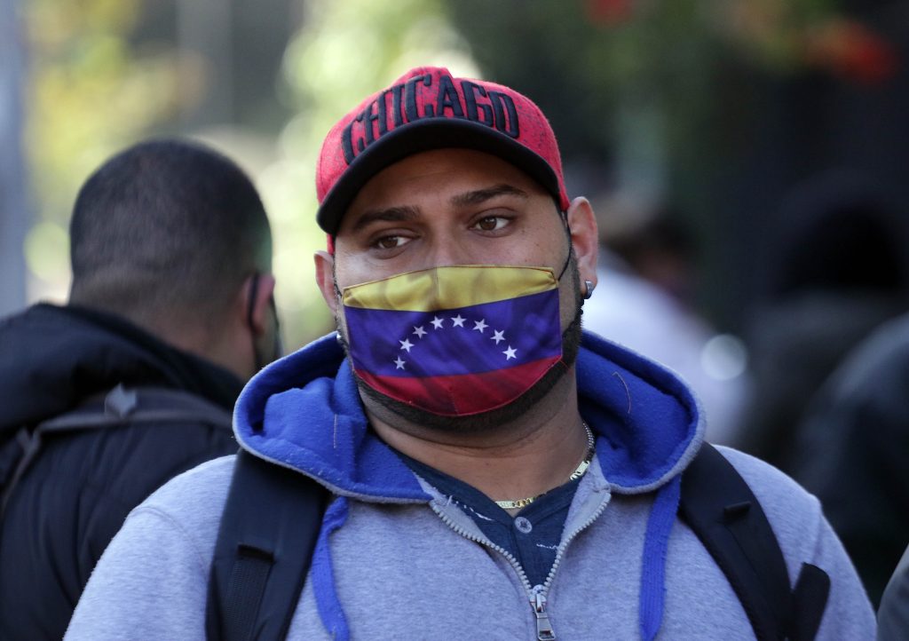 Servicio Jesuita a Migrantes: “Se está transformando en una crisis de DD.HH, quieren regresar a su país y no los dejan. Es vergonzoso”