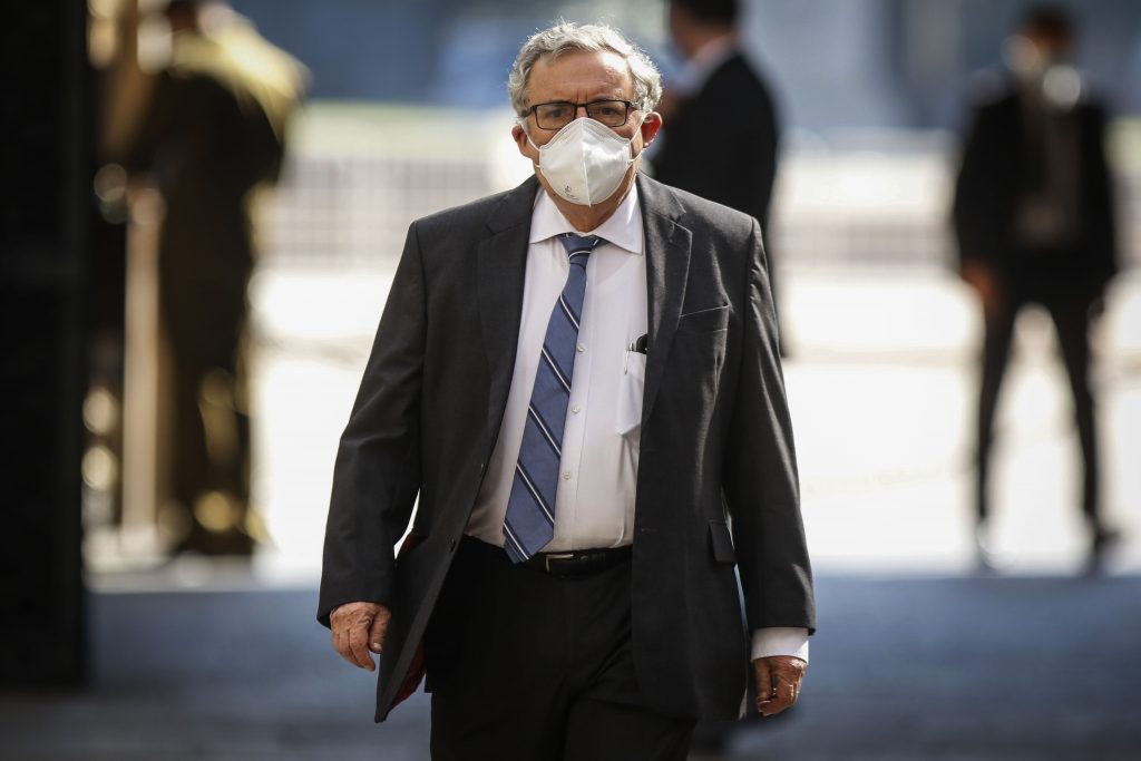 Rector Vivaldi y programa SaludableMente: “La salud mental es una de las áreas más afectadas por la pandemia”