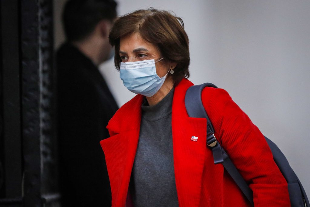 Paula Daza explicó diferencia de fallecidos por Covid-19 reportados a la OMS