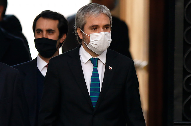 “Muy probablemente van a quedar en la cárcel”: Ministro Blumel sobre proyecto que aumenta penas a infractores de medidas sanitarias