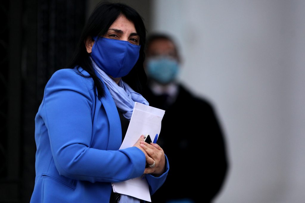 “Mañalich lo dio todo”: Ministra Rubilar da la bienvenida a Enrique Paris al Gobierno