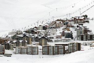 El frío llegó a -12°C en El Colorado y -3,7°C en Colina: Así se vienen los próximos días en la zona centro sur