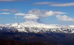 Sernageomin cambia a alerta amarilla a volcán Copahue